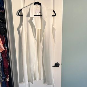 Bar III White Sleeveless Vest